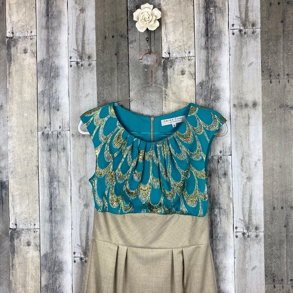 Trina Turk Peacock Metallic Sheath Dress Size 6 - Picture 2 of 8